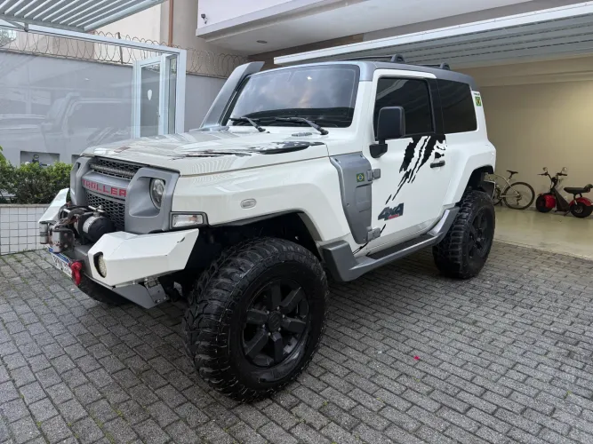 Troller T-4 4X4 3.2 20V TDI Cap. Rígida Diesel 2017