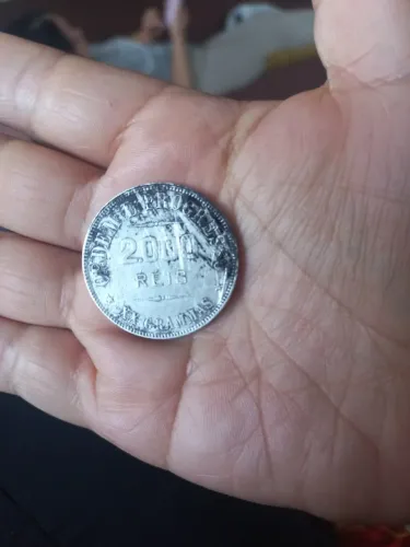 Moeda de prata 2000 réis