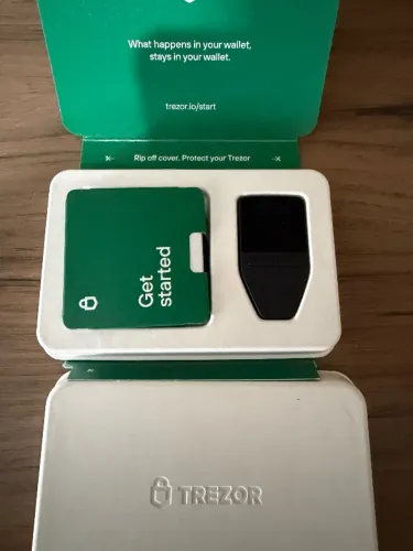 Carteira de criptomoedas Trezor Safe 3
