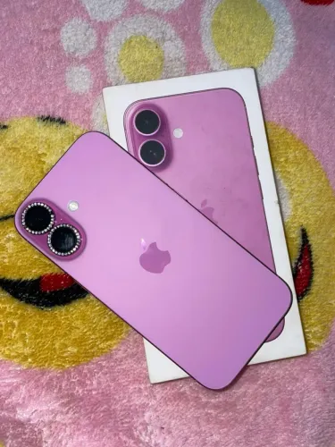 iPhone 16