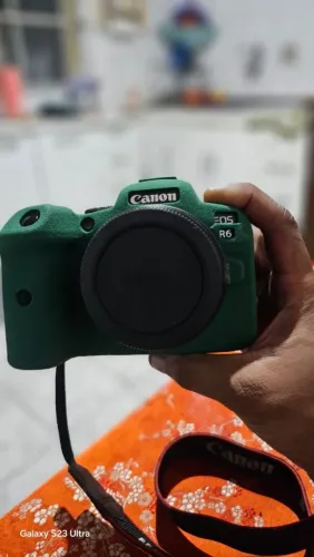 Câmera R6 MIRRORLLES