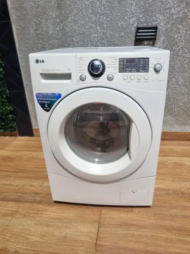 Lava e seca LG 10kg inverter