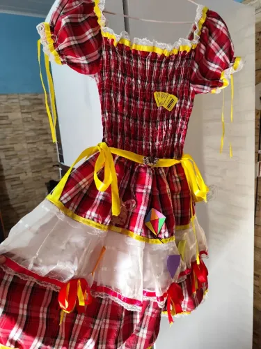 Vestido junino feminino infanto juvenil 