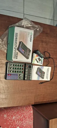 VD 1 MESA DE SOM DE 4 canais na cx manual cime novo RS 230.00