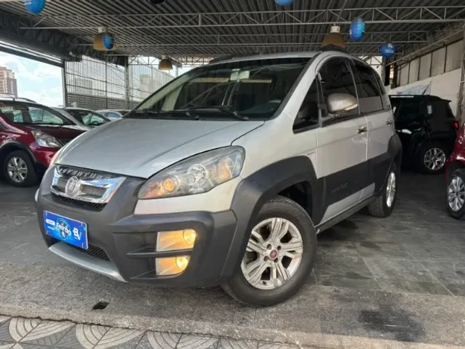Fiat Idea Adv./ Adv.lock.dualogic 1.8 Flex 5P 2012