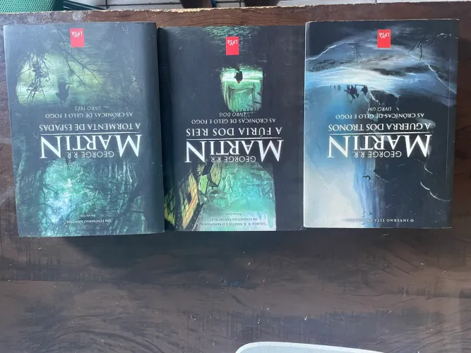 Livro game of thrones