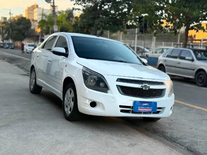 Chevrolet Cobalt LS 1.4 8V Flexpower 4P 2013