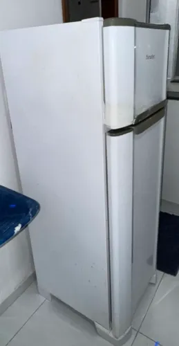 Geladeira usada. Funcionando