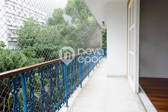 Lagoa | Apartamento 4 quartos, sendo 1 suite