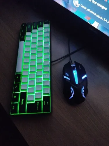 Teclado semi-macanico e mouse rgb