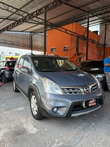 Nissan Livina X-gear Sl/X-gear 1.8 Flex F. Aut. 2013