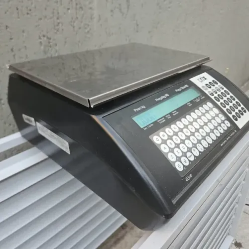 Balança Etiquetadora Toledo Prix 4 Revisada com Selo Inmetro (usada) Estudo troca