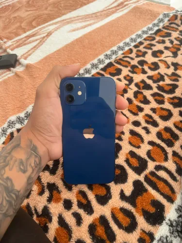 iPhone 12