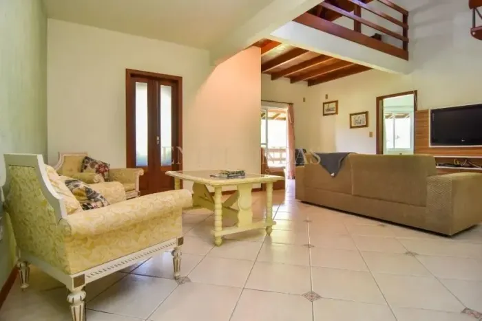 Casa com 3 quartos no bairro Ribeirão da Ilha, Florianópolis.