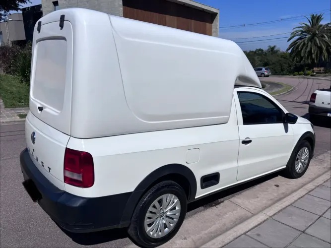 Volkswagen Saveiro Robust 1.6 Total Flex 8V 2022