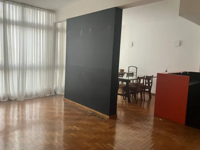 Apartamento Reformado para Venda - Edifício JK, Bloco A, 7º Andar