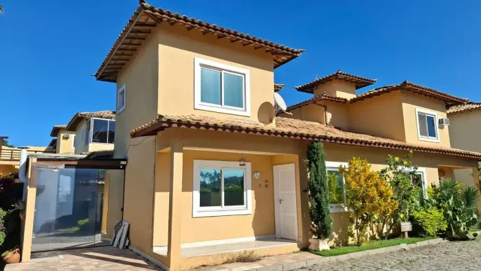 Casa em Búzios com 3 quartos em condomínio