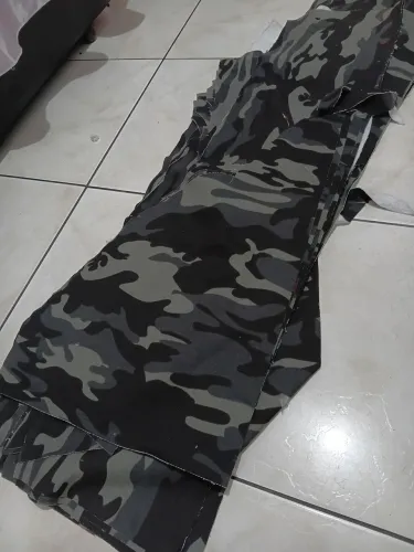 Retalhos de sarja estampada