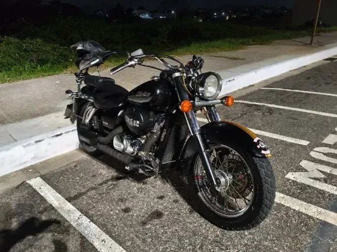 Vendo Honda Shadow 2007 um clássico.Aceito troca.