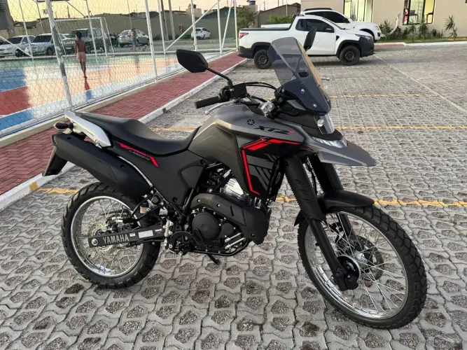 Lander 250 ano 2025