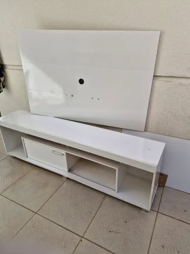 Painel TV e Hack em MDF Branco