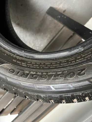 Um otimo pneu goodyar 205/65/16
