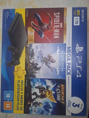 Vídeo game Play 4 semi novo 