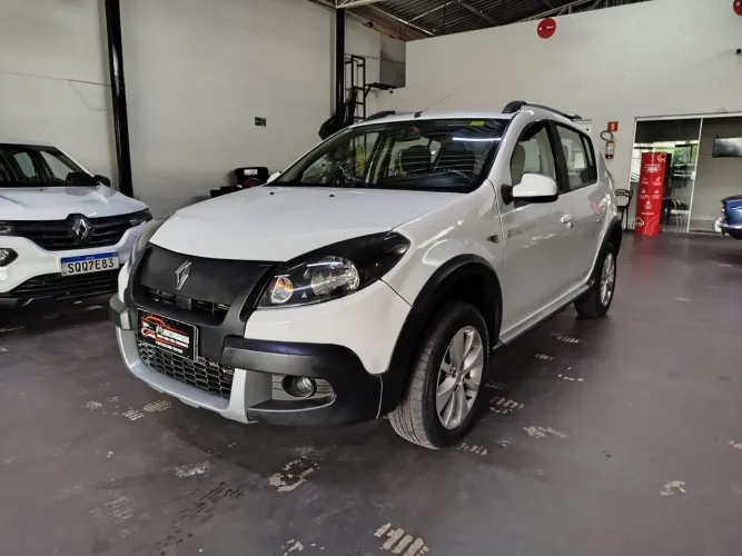 Renault Sandero Stepway Hi-power 1.6 8V 5P 2014