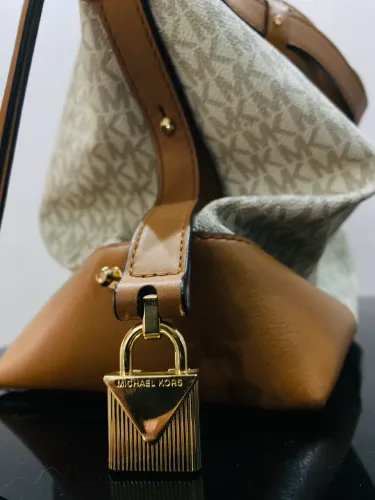 Bolsa Michael Kors branca