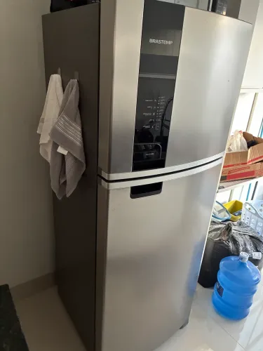 Vendo geladeira Brastemp