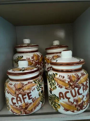 Conjunto de potes de porcelana