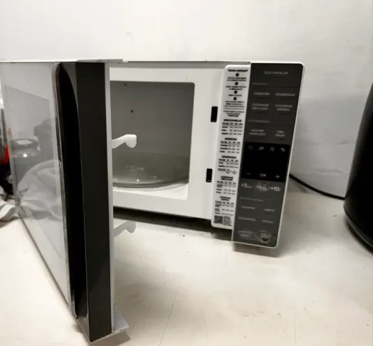 VENDO MICROONDAS ELECTROLUX