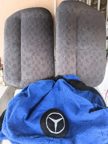 Vendo banco lado carona para Mercedes 709, 710 e 914
