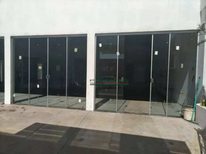 Salão, 300 m² - venda por R$ 1.100.000,00 ou aluguel por R$ 4.500,00/mês - Centro - Cravin