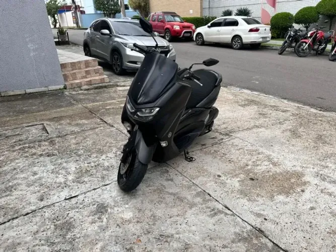 Vendo Yamaha NMAX 160 - ano 2022 em ótimo estado