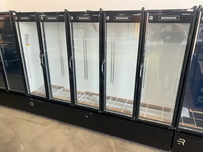 Geladeira expositora 5 portas resfriados nova pronta entrega 