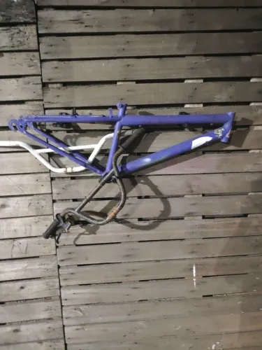 Quadro e guidões para bicicleta