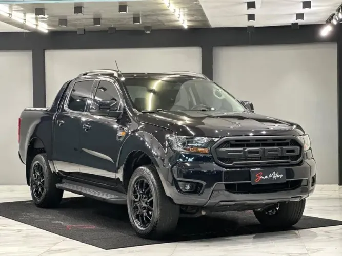 Ford Ranger Black 2.2 4X2 CD Diesel AUT 2023