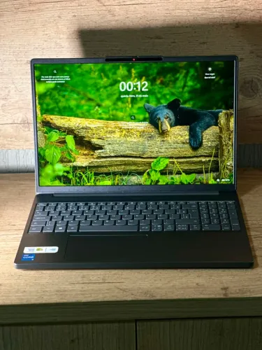 Oportunidade! Notbook iDeapad Slim 3 - i5 de 13° Geração C/ placa de vídeo NOVO! (Entrego)