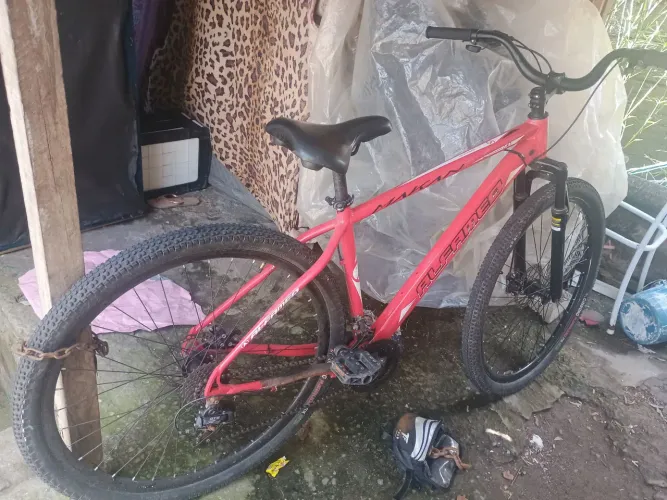 Bike Aro 29 boa pra fazer entrega ou pra fazer aquele passeio.