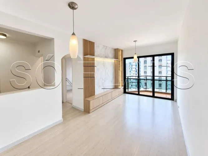 Apto totalmente mobiliado disponível para locação com 40m², 1 dormitório e 1 vaga.