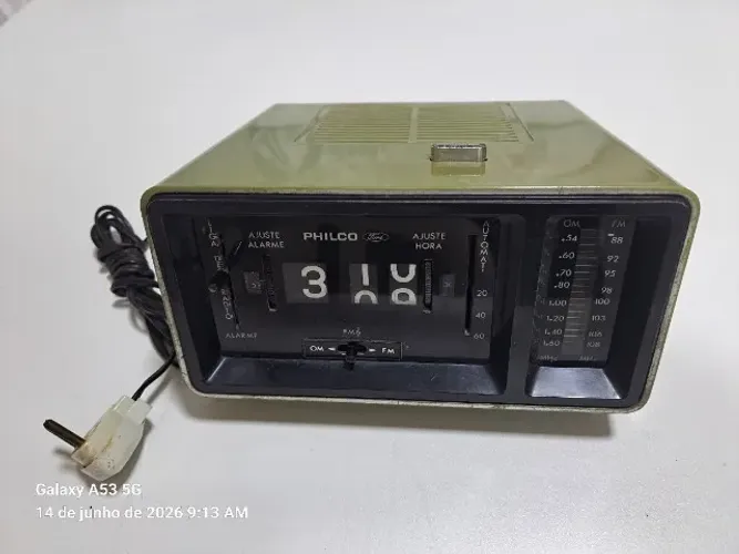RADIO RELÓGIO DESPERTADOR PHILCO FORD ( ANOS 70 ).VINTAGE PARA COLECIONADORES - DECORATIVO