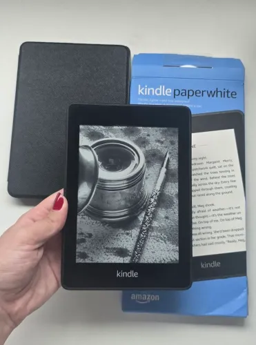 Kindle PaperWhite com Capa Magnética.
