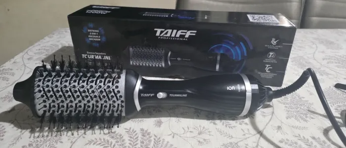 Escova Secadora Taiff Tourmaline Íon - 1200W Profissional (Preto)