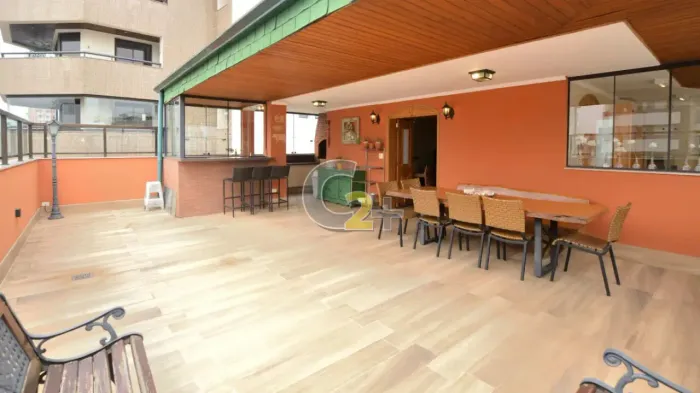 Cobertura Duplex à venda em Perdizes com 3 quartos, 1 suíte e 3 vagas