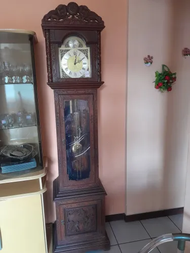 Relogio oriental
