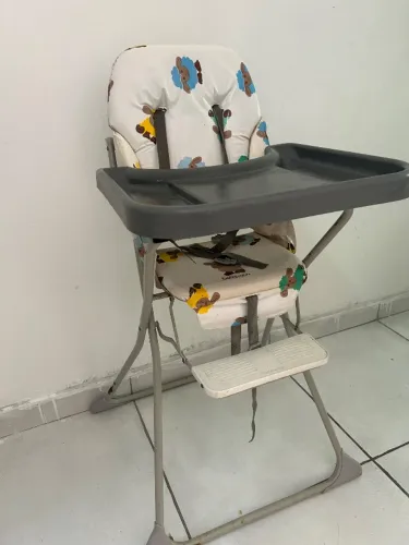Cadeira de alimentação 