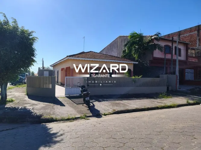 Casa de 350m², 3 quartos, 1 suíte. piscina e varanda gourmet para venda no Bipiranda em It