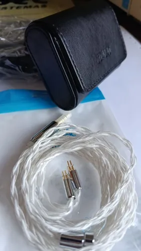 Cabo NiceHCK 2 PIN, 0.78mm, 3.5 mais uma Case Magnética Jialai