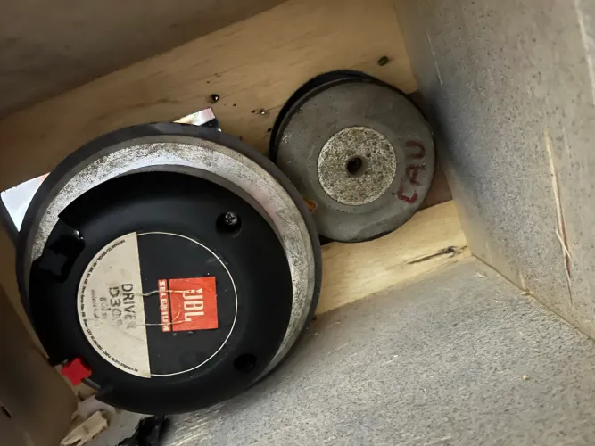 Jbl 305 e st400 